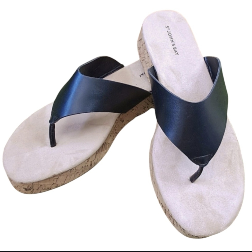 ST. JOHN'S BAY Womens Black & Cream Salden Sandals Comfortable Thong Style SZ 9M